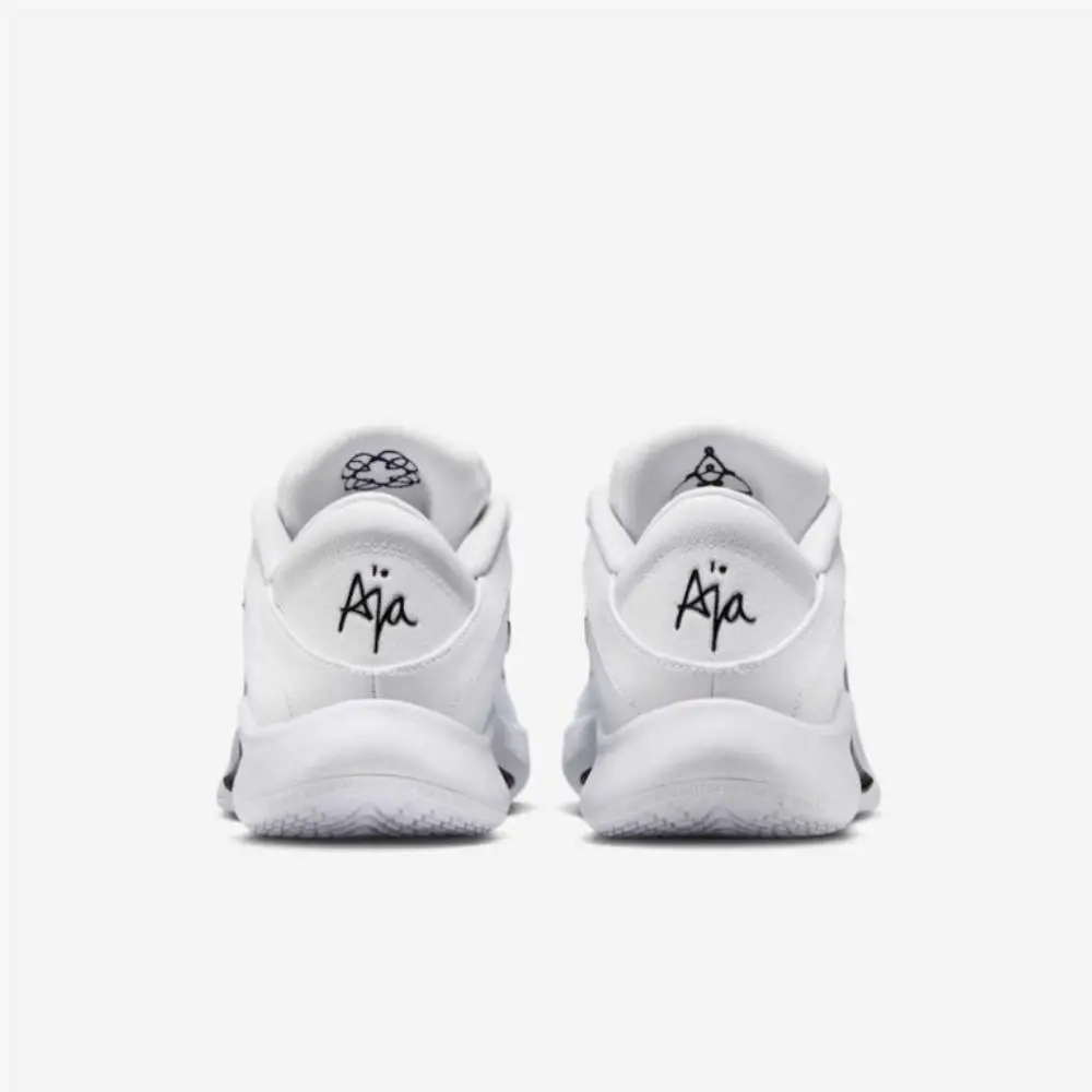Nike shoes - Nike a`One a`ja Wilson - Wilson - White 3