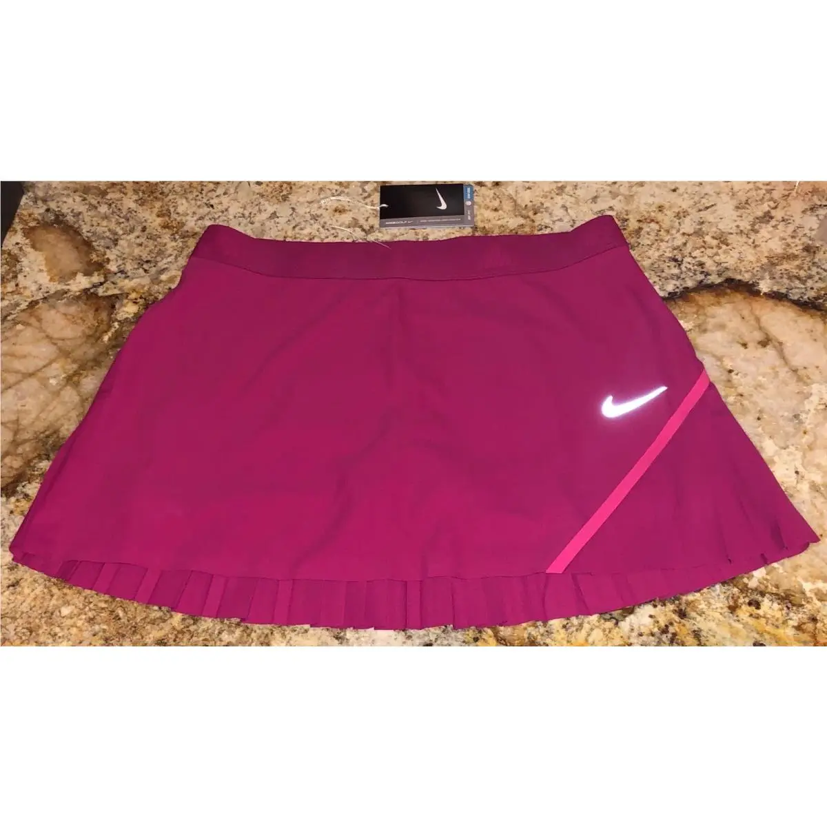 Golf Innovation Links Pleated Back Fuchsia Pink Skort Womens Sz M by Nike