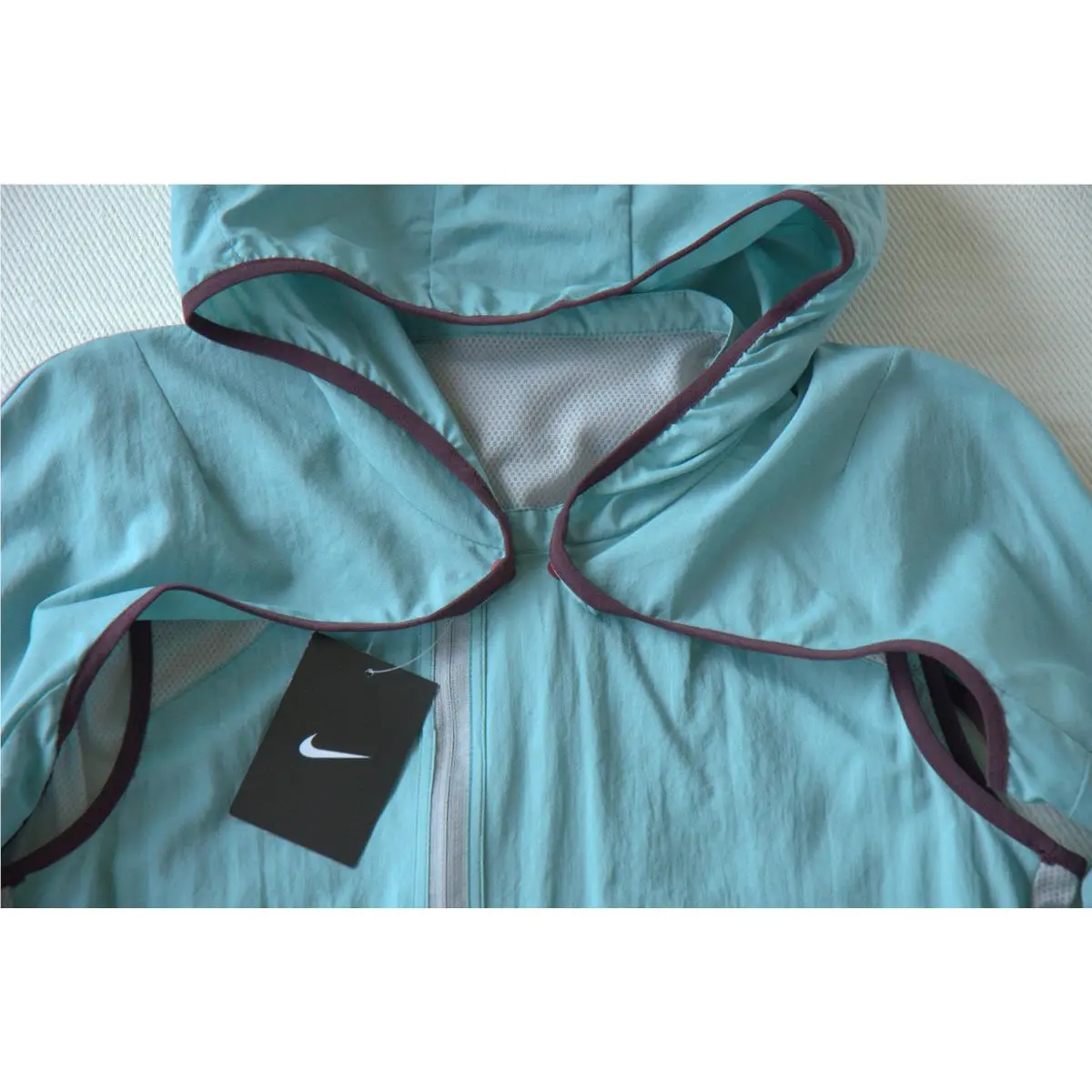 Nike clothing - Light Green 1