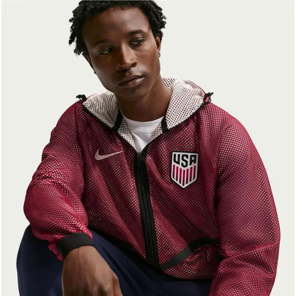 Nike clothing - Red 3