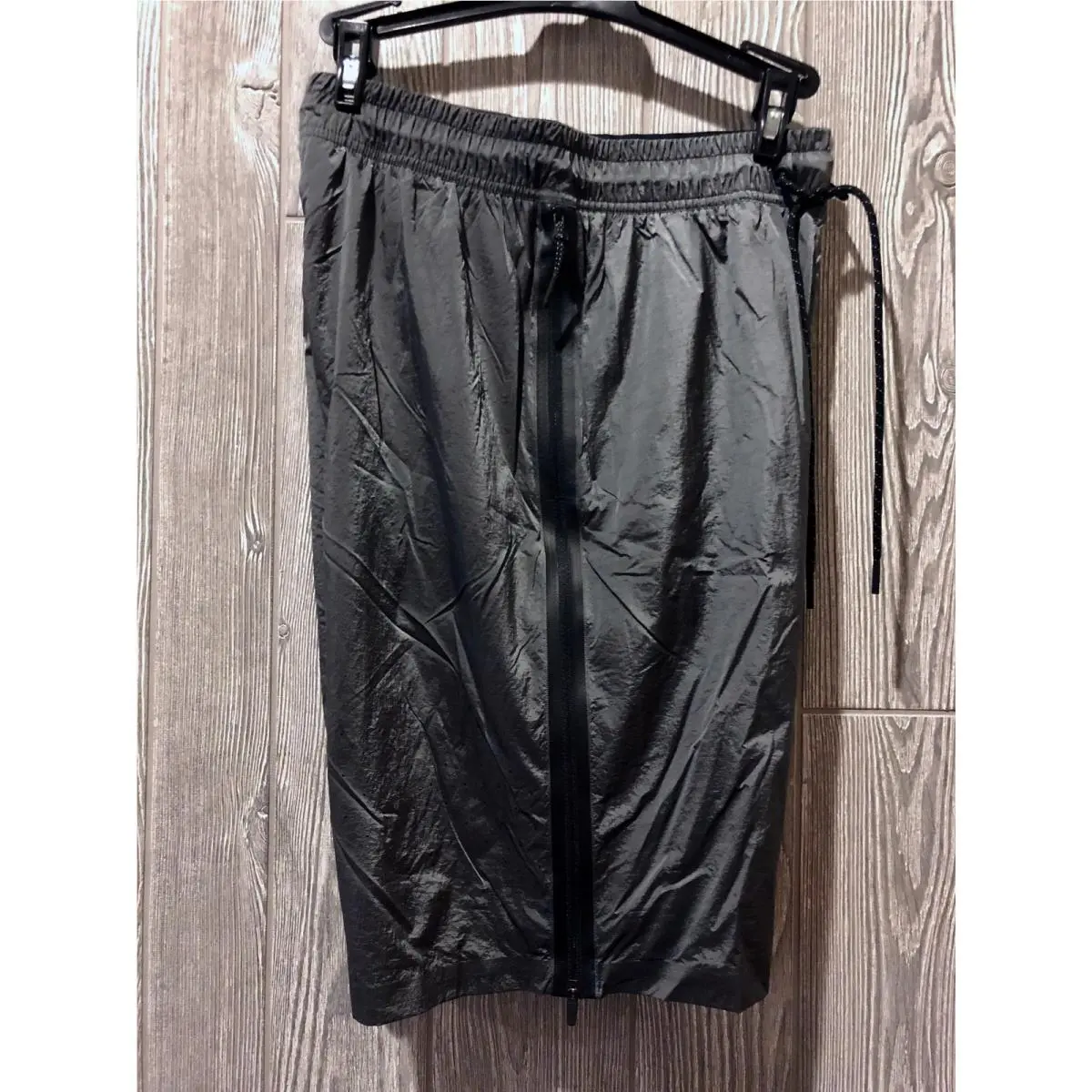 Nike clothing - NIKE Tech Pack Hypermesh Loose Fit Shorts - 834345 - Gray 4