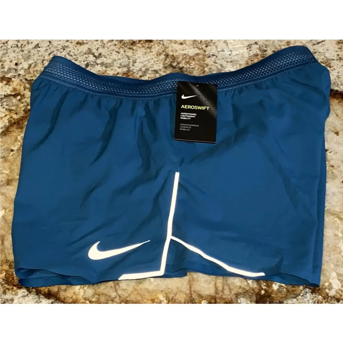 Nike clothing - NIKE Woven AeroSwift 4