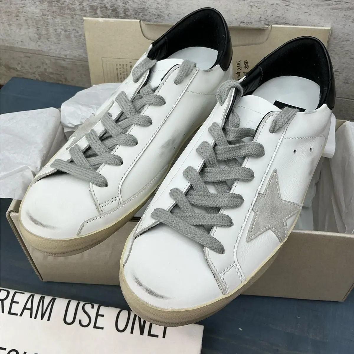 Super-star W/black Heel Tab Metal Stud Lettering Women’s 38 8 by Golden Goose