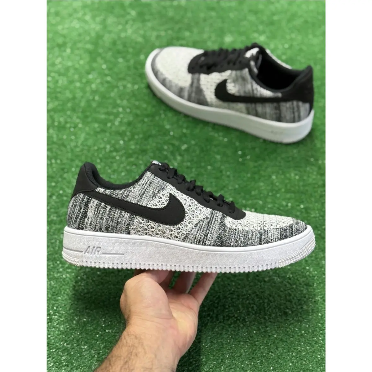 Air Force 1 Flyknit 2 Black Pure Platinum Mens AV3042-001 Sz 10.5 by Nike