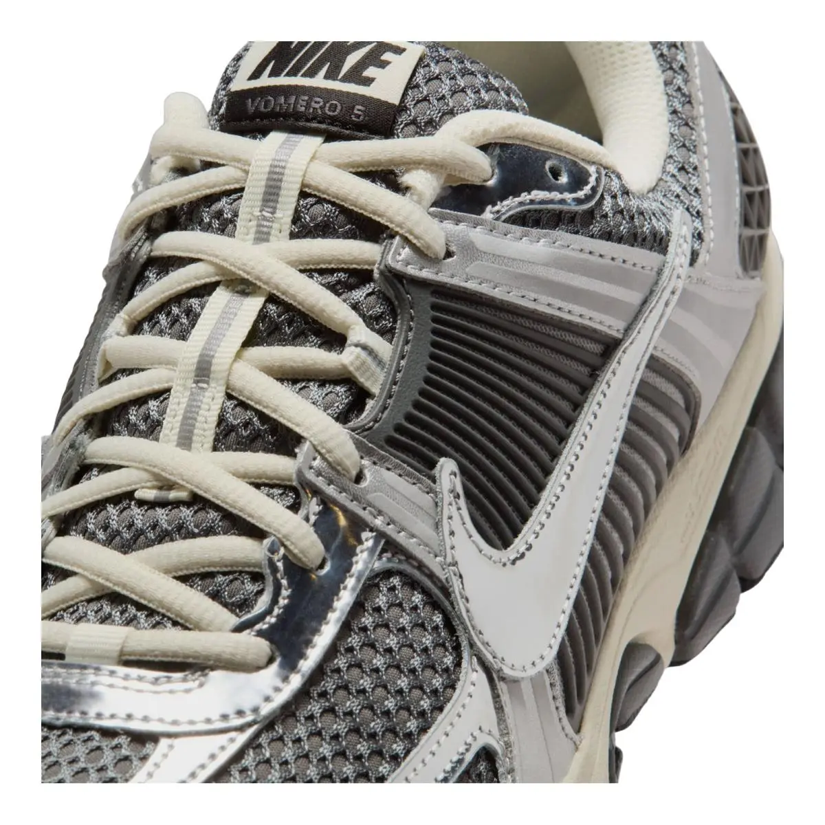 Nike shoes - NIKE Vomero 5 - Vomero - Khaki/Light Orewood Brown/Sesame/Phantom 45