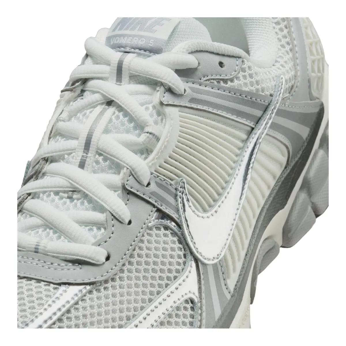 Nike shoes - NIKE Vomero 5 - Vomero - Khaki/Light Orewood Brown/Sesame/Phantom 39