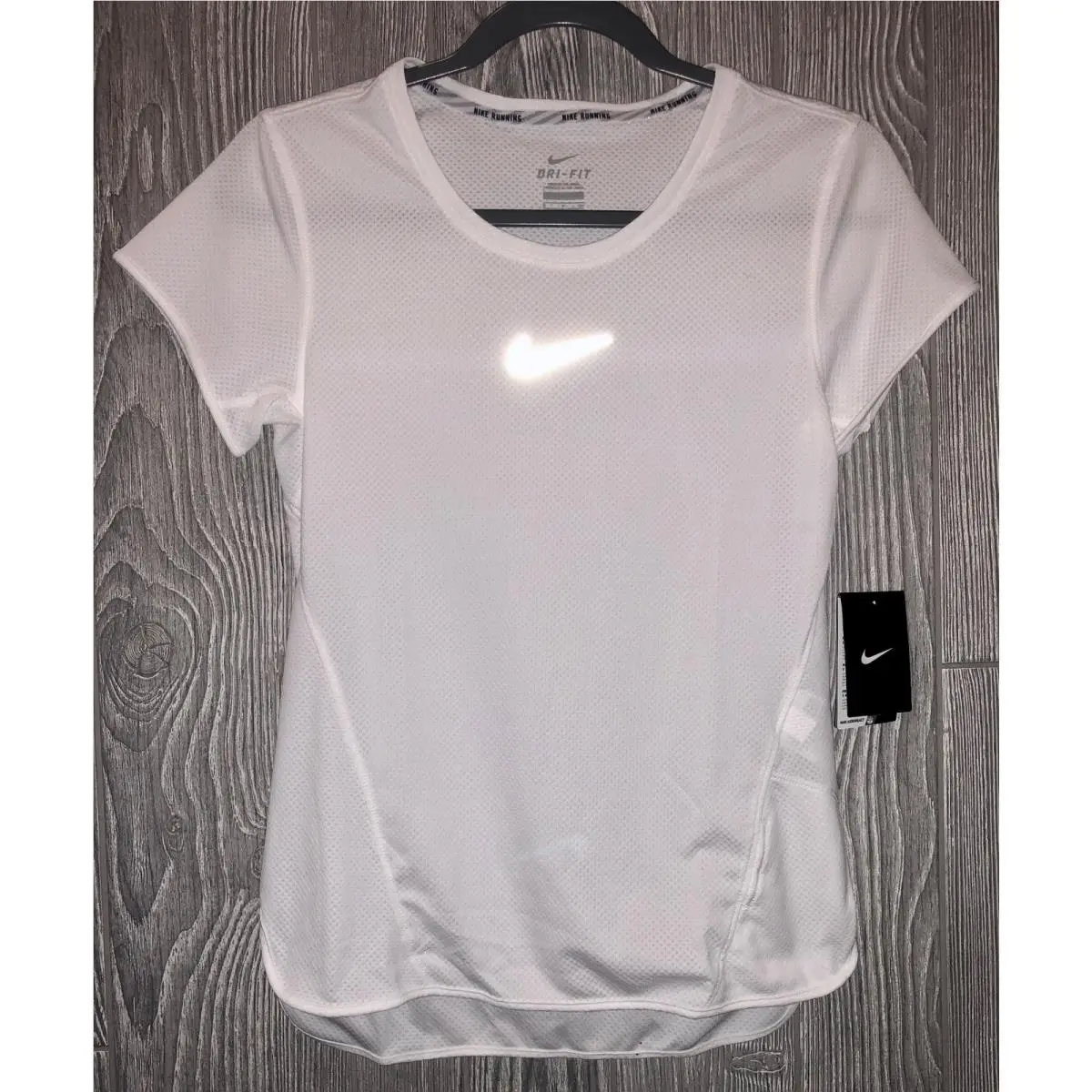 Nike clothing - NIKE Aeroreact Running Reflective Short Sleeve Shirt Top Training - 719560 - White 11