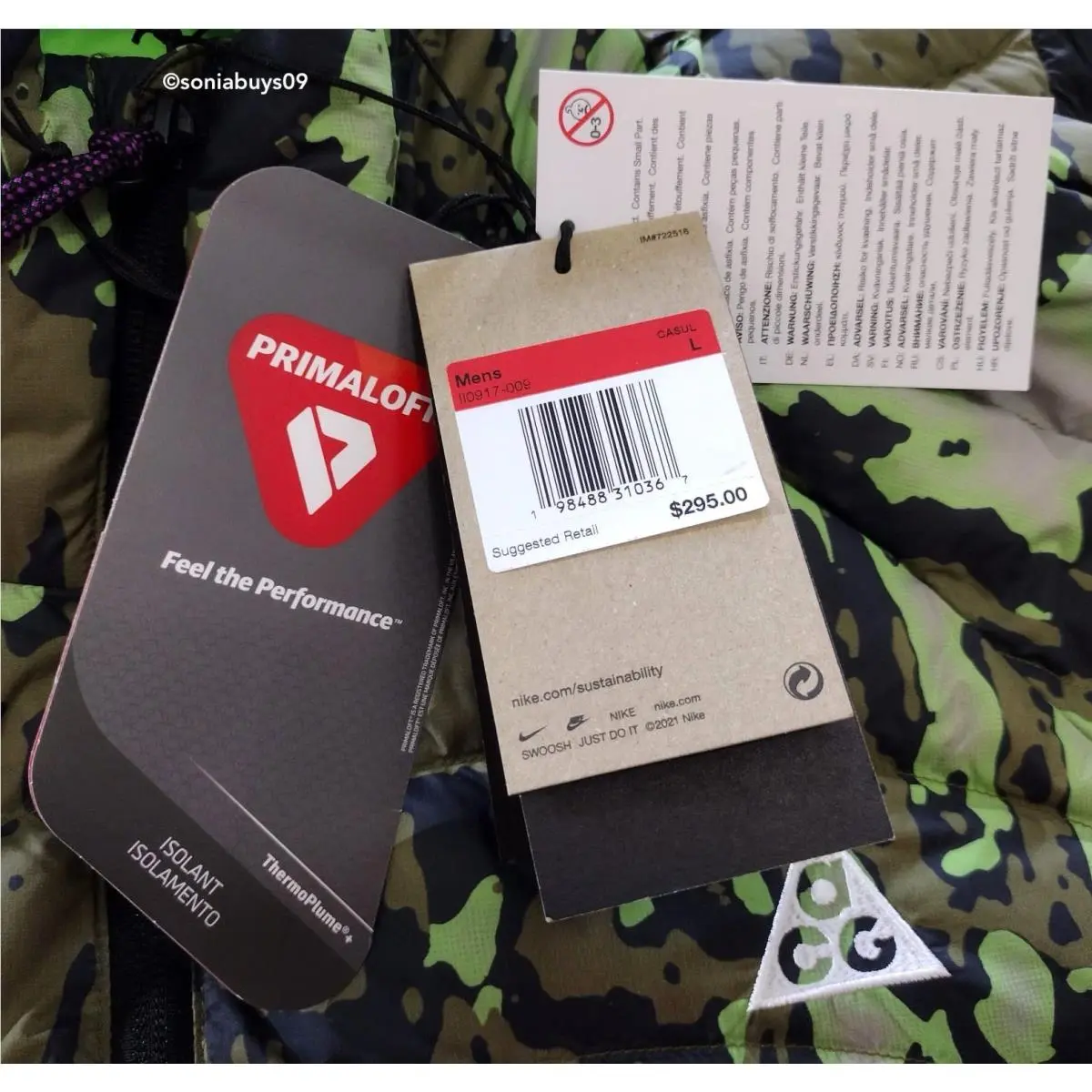 Nike clothing - College Grey/Black/Mean Green/Summit White 10