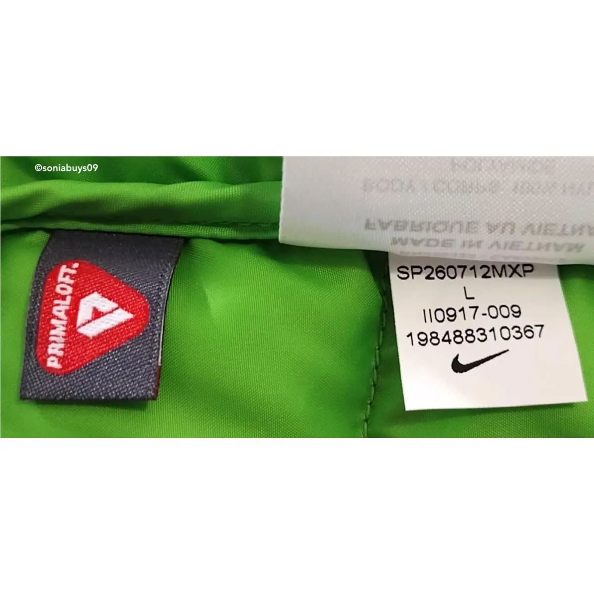 Nike clothing - College Grey/Black/Mean Green/Summit White 21