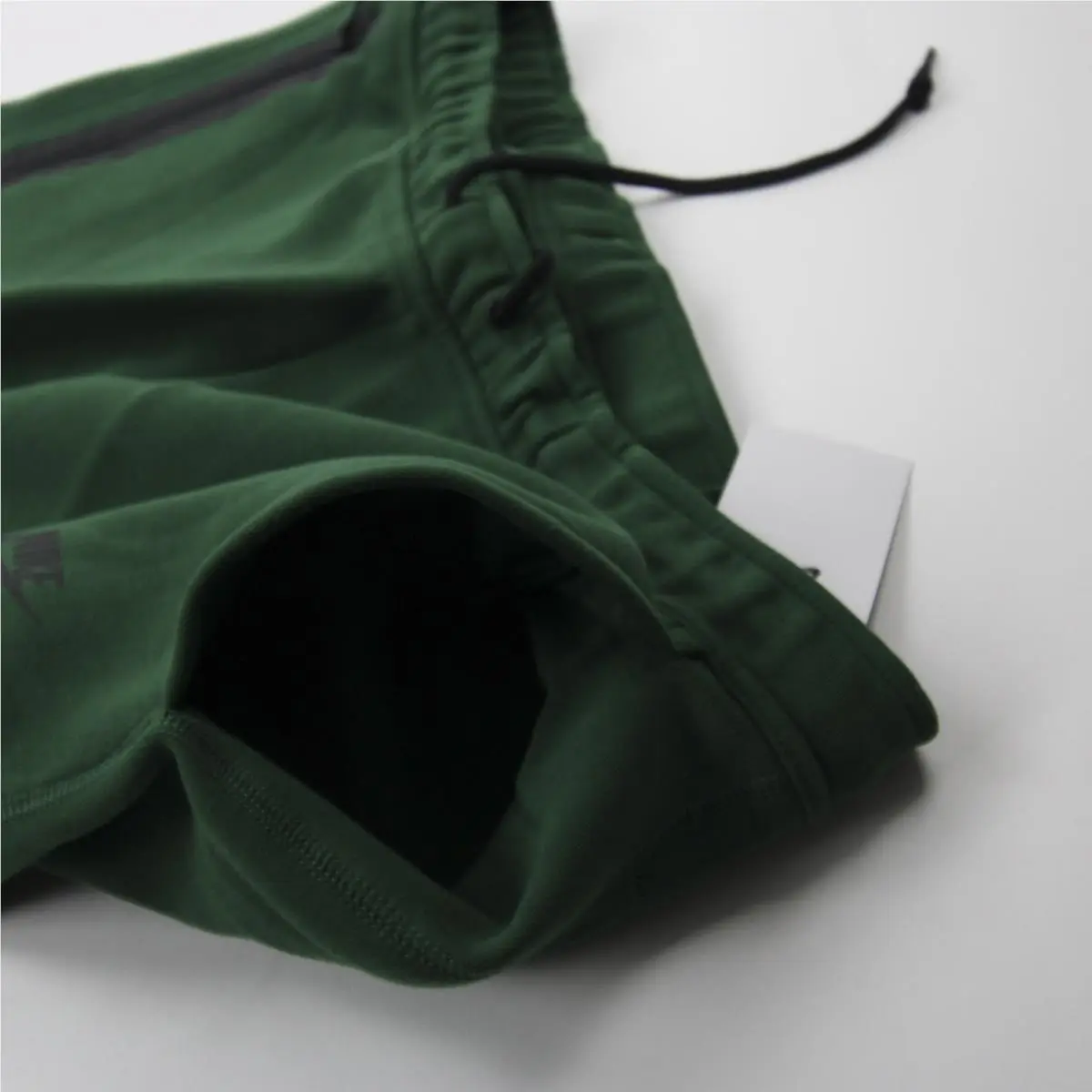Nike clothing - Green 1