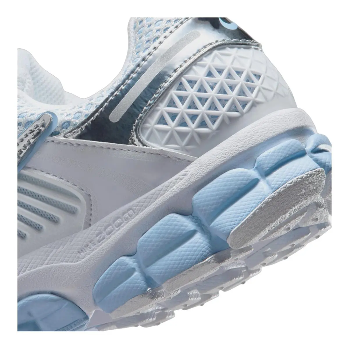 Nike shoes - NIKE Zoom Vomero 5 - Zoom Vomero - Pink Spell/Metallic Platinum/Pink Foam/Black 48