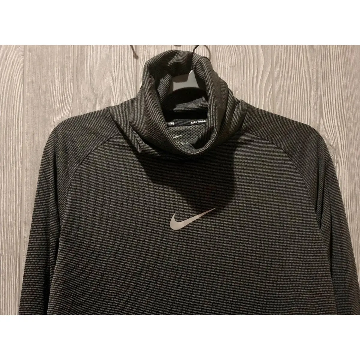 Nike clothing - NIKE AeroReact L/S Cowl Neck Running Training Shirt - 800651 - Black 15