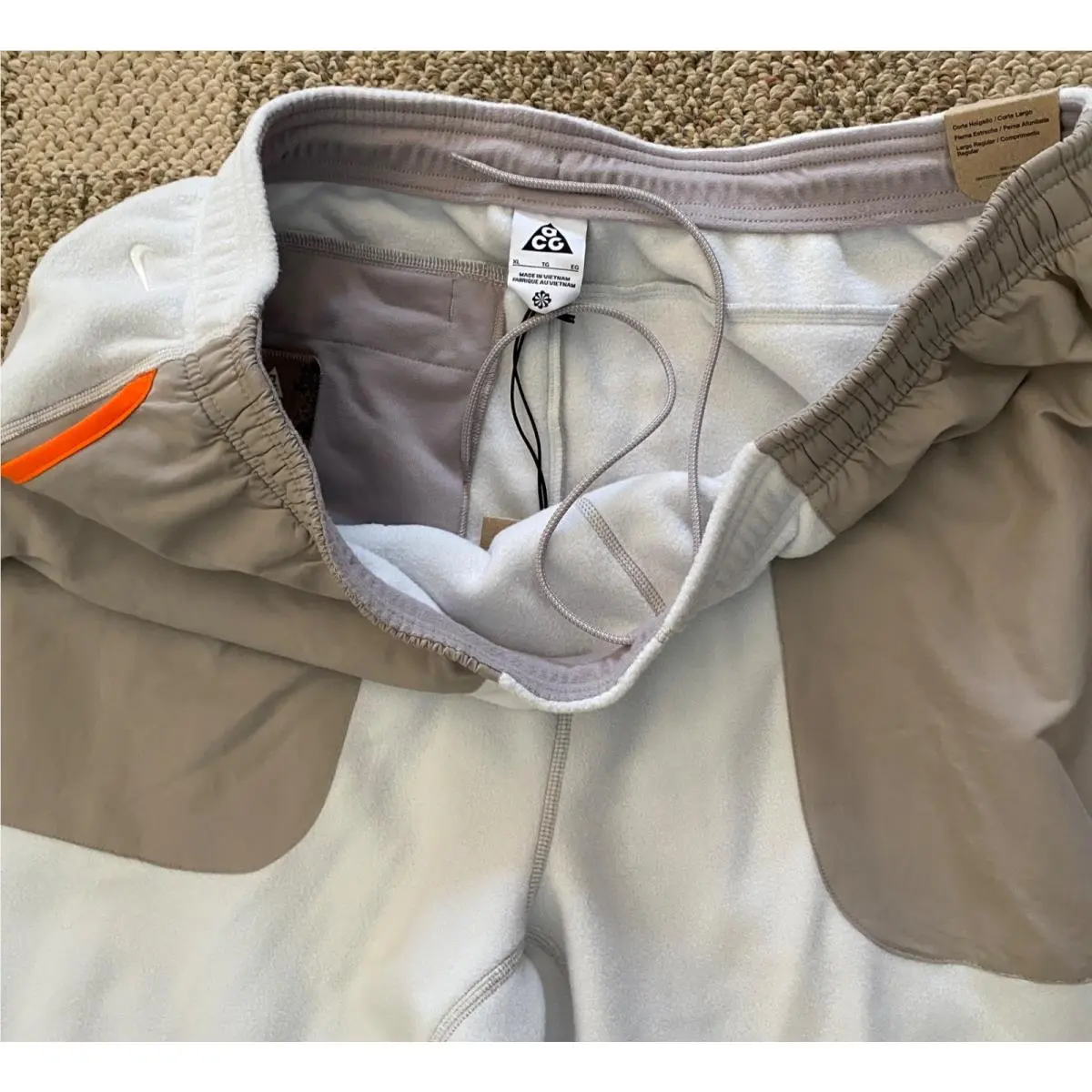Nike clothing - HJ2864-025 - HJ2864-025 - Photon Dust (UPC: 198726643554) 2