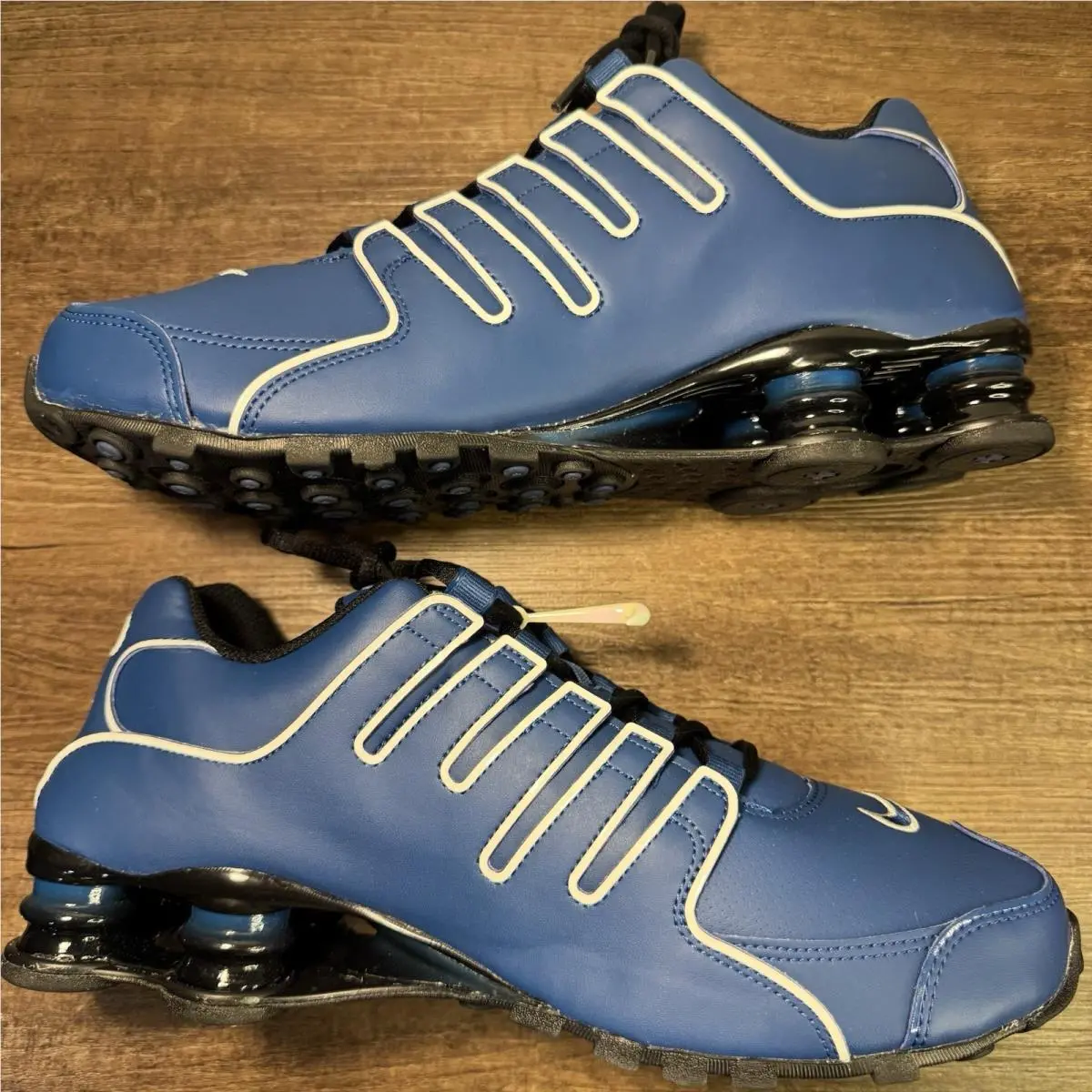 Nike shoes - Nike Shox - Shox - IQ0572-402 - Blue (UPC: 198727699390) 3