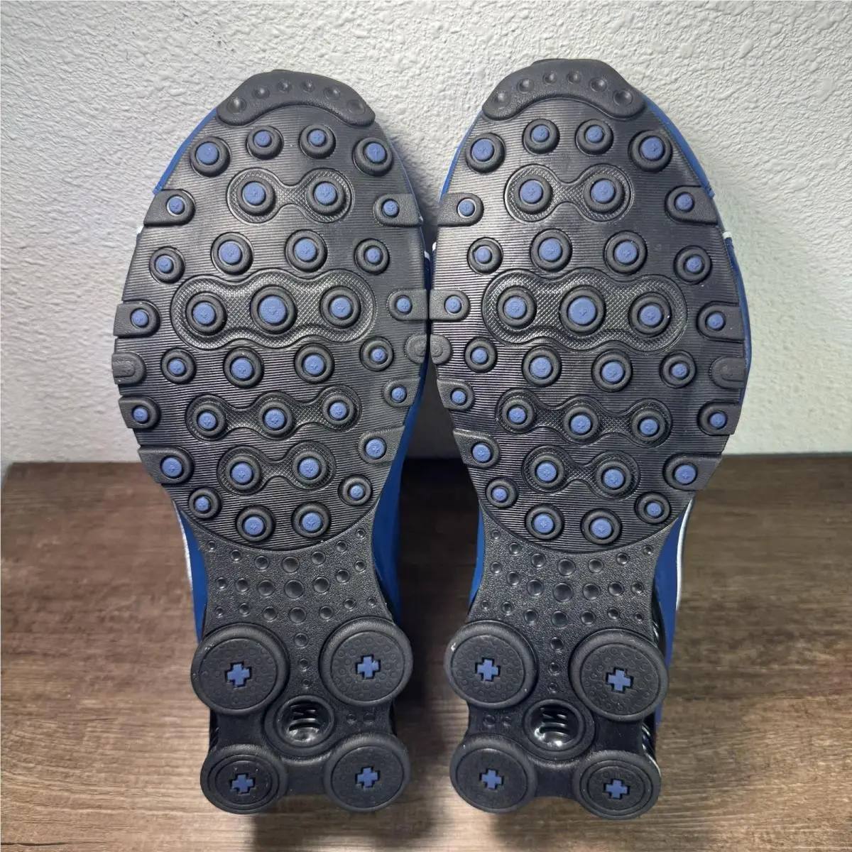 Nike shoes - Nike Shox - Shox - IQ0572-402 - Blue (UPC: 198727699390) 6