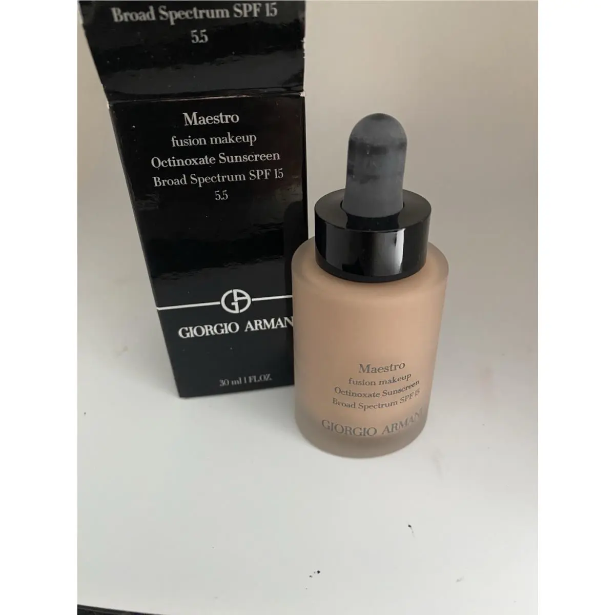 Giorgio Armani Maestro Foundation 5.5 1 Oz - - Rare