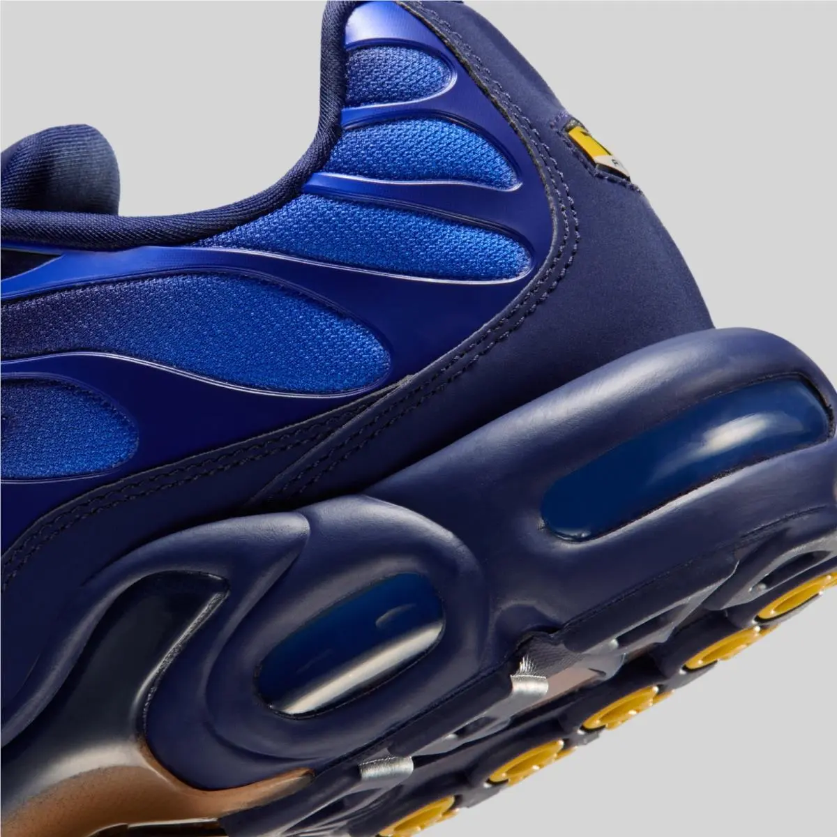 Nike shoes - Nike Air Max Plus - Air Max Plus - IQ0170-400 - Blue 6