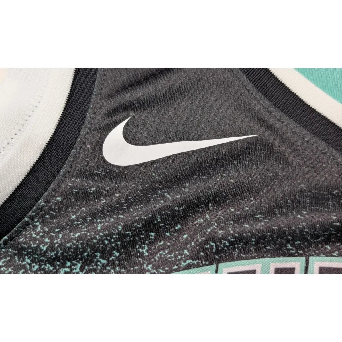 Nike clothing - Nike Dri-Fit - FD0806 307 - Mint / Black (UPC: 196156274355) 10