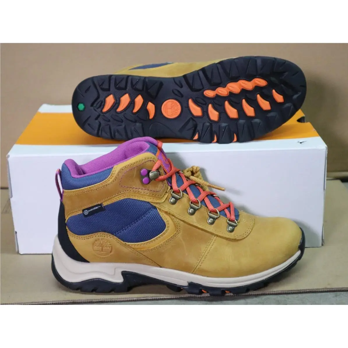Mt. Maddsen Mid LC Waterproof HK Hiker Boot Wheat Women`s Size 9.5M by Timberland