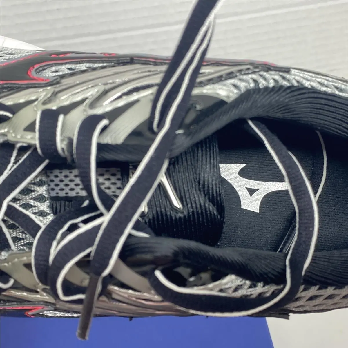Mizuno shoes - Mizuno Wave Paradox 3 - Wave Paradox - 410788908D - Silver 5