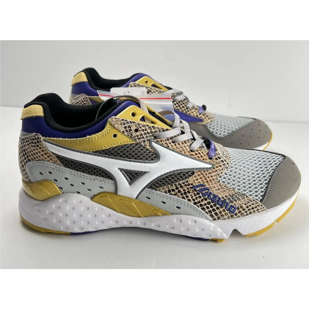 Mizuno shoes - Gray 4