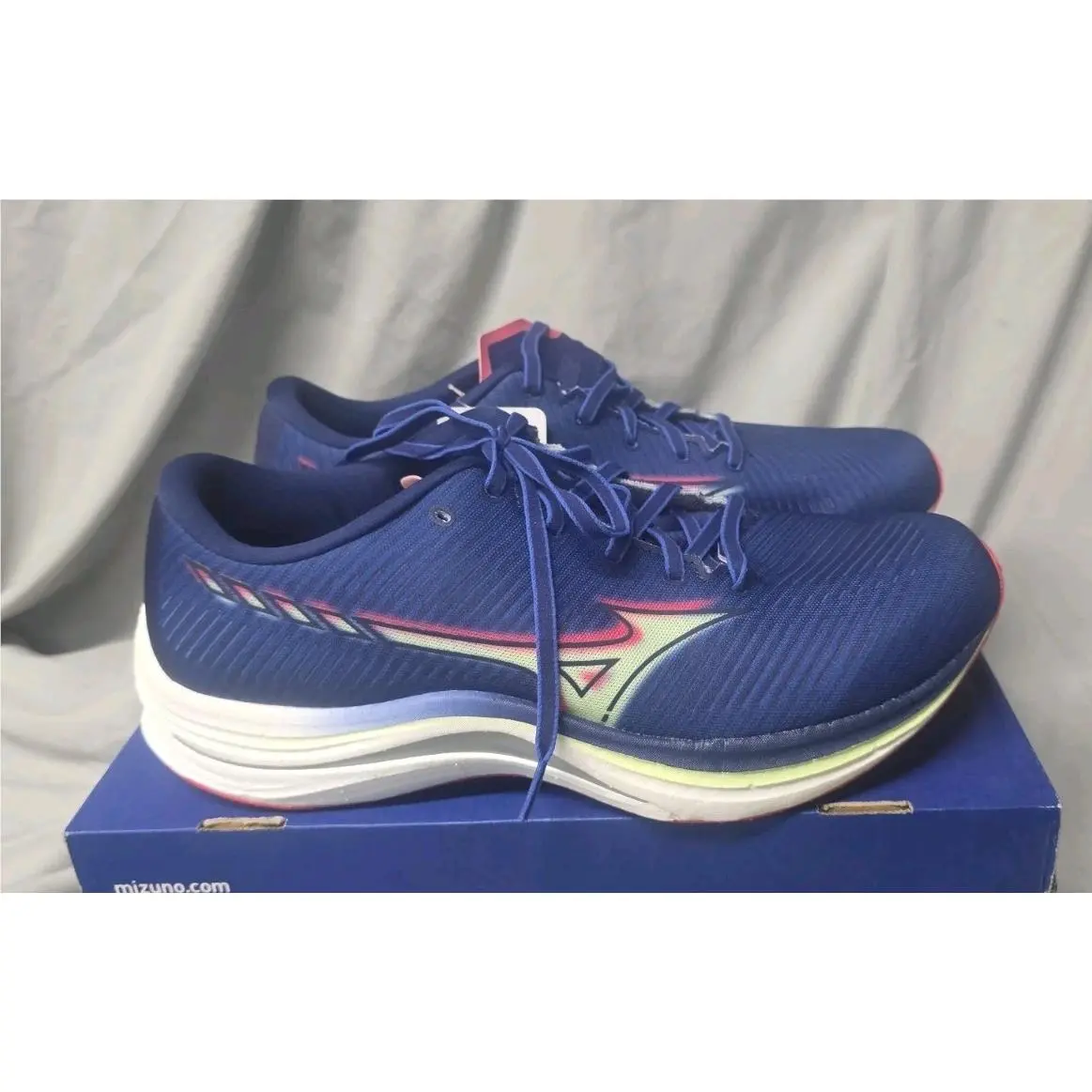 Mizuno Wave Rebellion Running Shoes Blue Paradise Pink Men Size 11.5