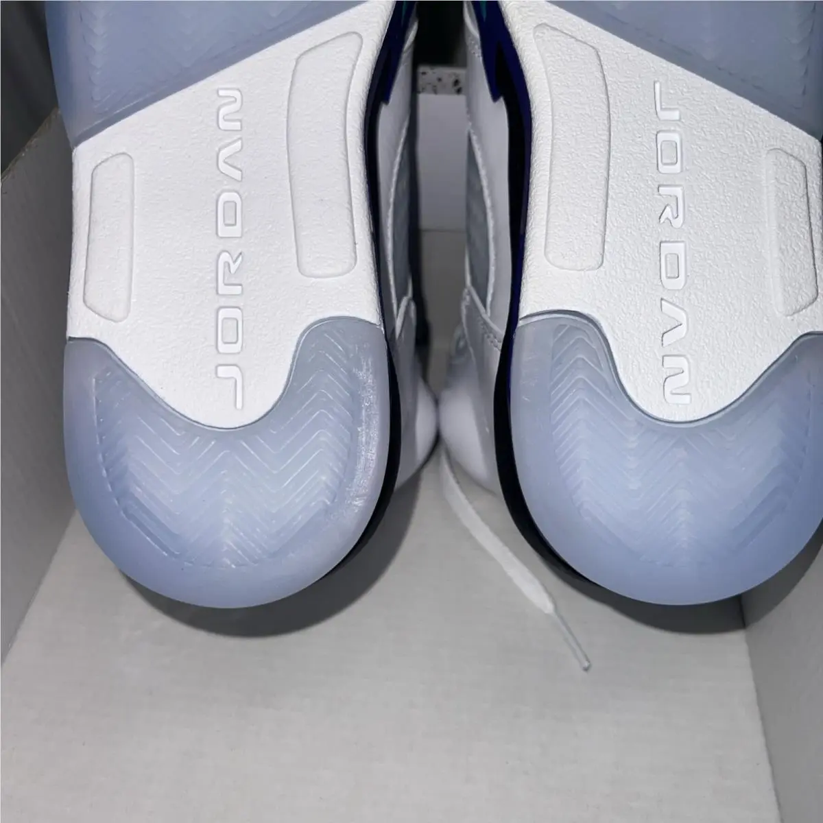 Nike shoes - Air Jordan 5 - Air - HQ7980-100 - White 14
