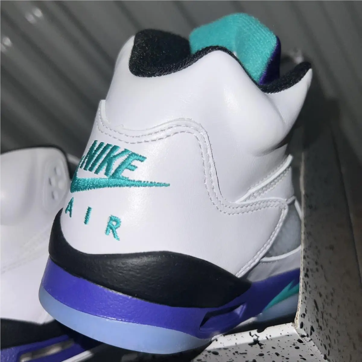 Nike shoes - Air Jordan 5 - Air - HQ7980-100 - White 17