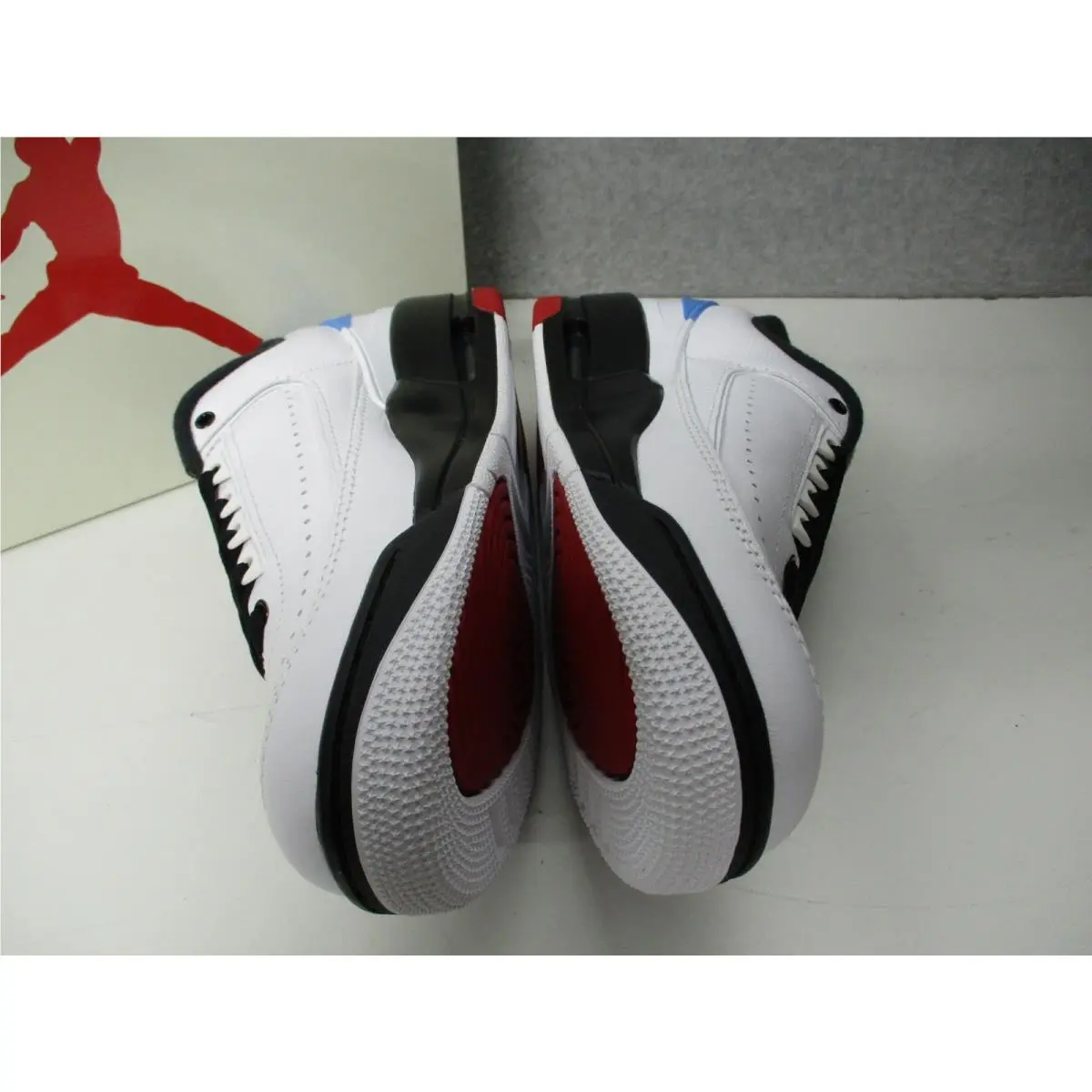 Nike shoes - Air Jordan 2/3 - Air - FD0383-104 - White 2