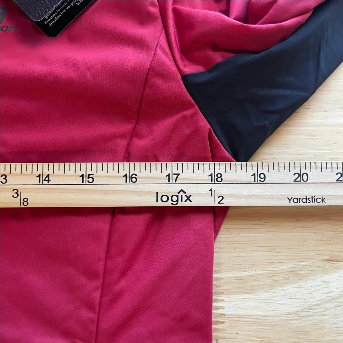 Salomon clothing - Red 3