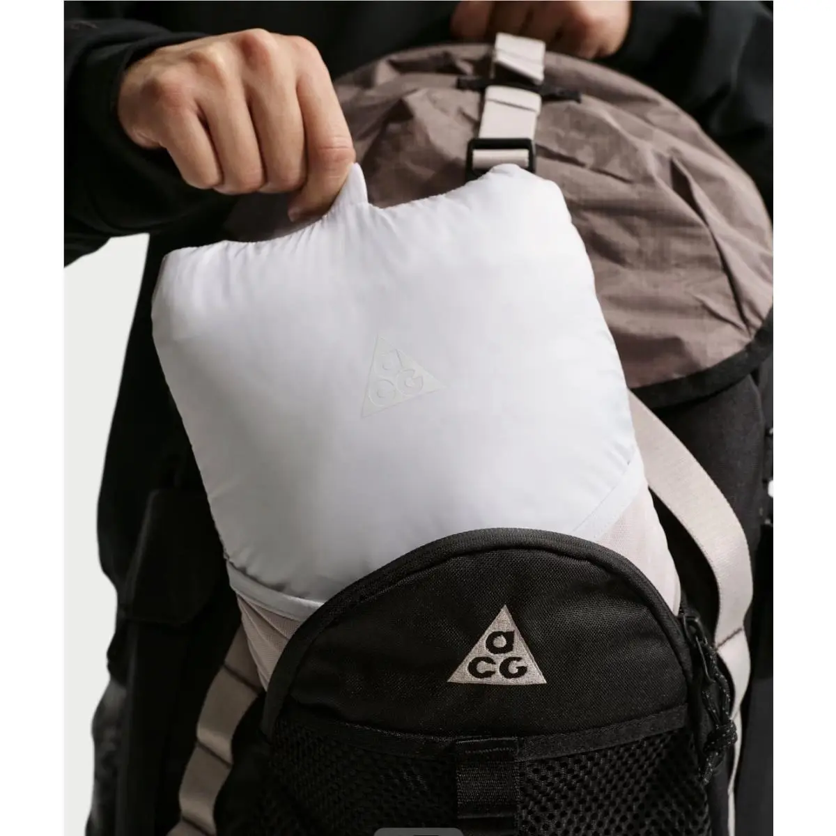 Nike clothing - Nike ACG 