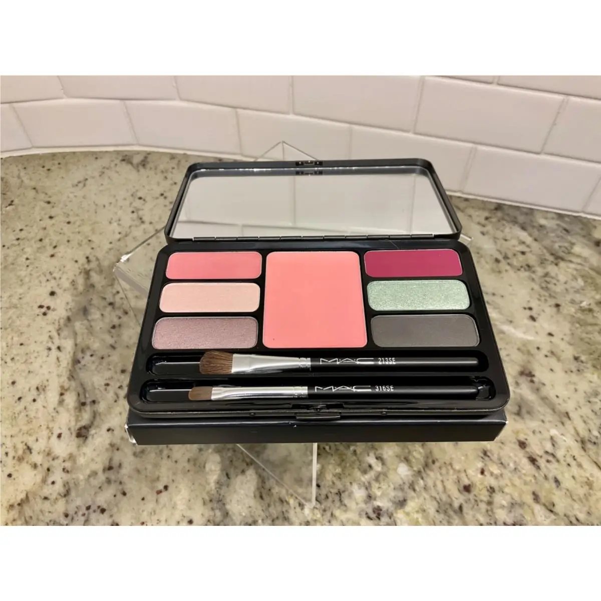 Mac Travel Cool Face X7 Palette Plumful by MAC Cosmetics