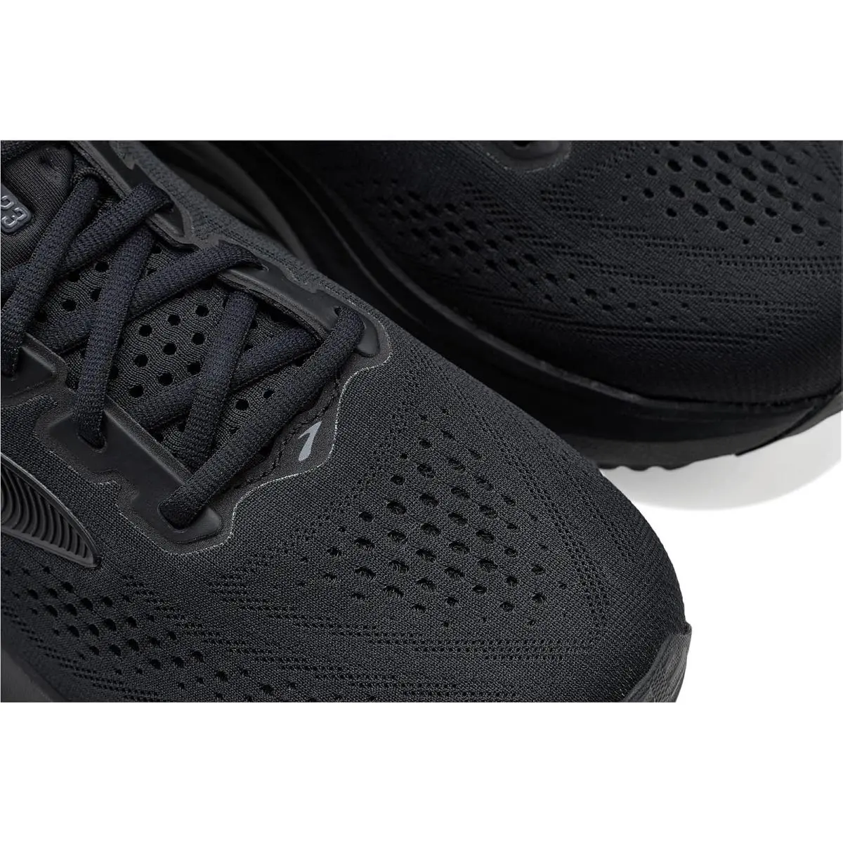 Brooks shoes - Black/Black/Ebony 4