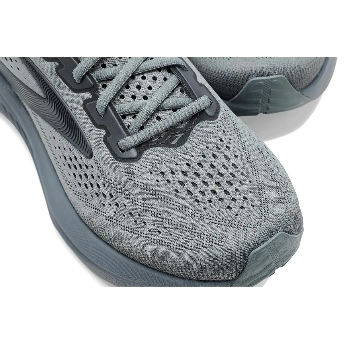 Brooks shoes - Black/Black/Ebony 60