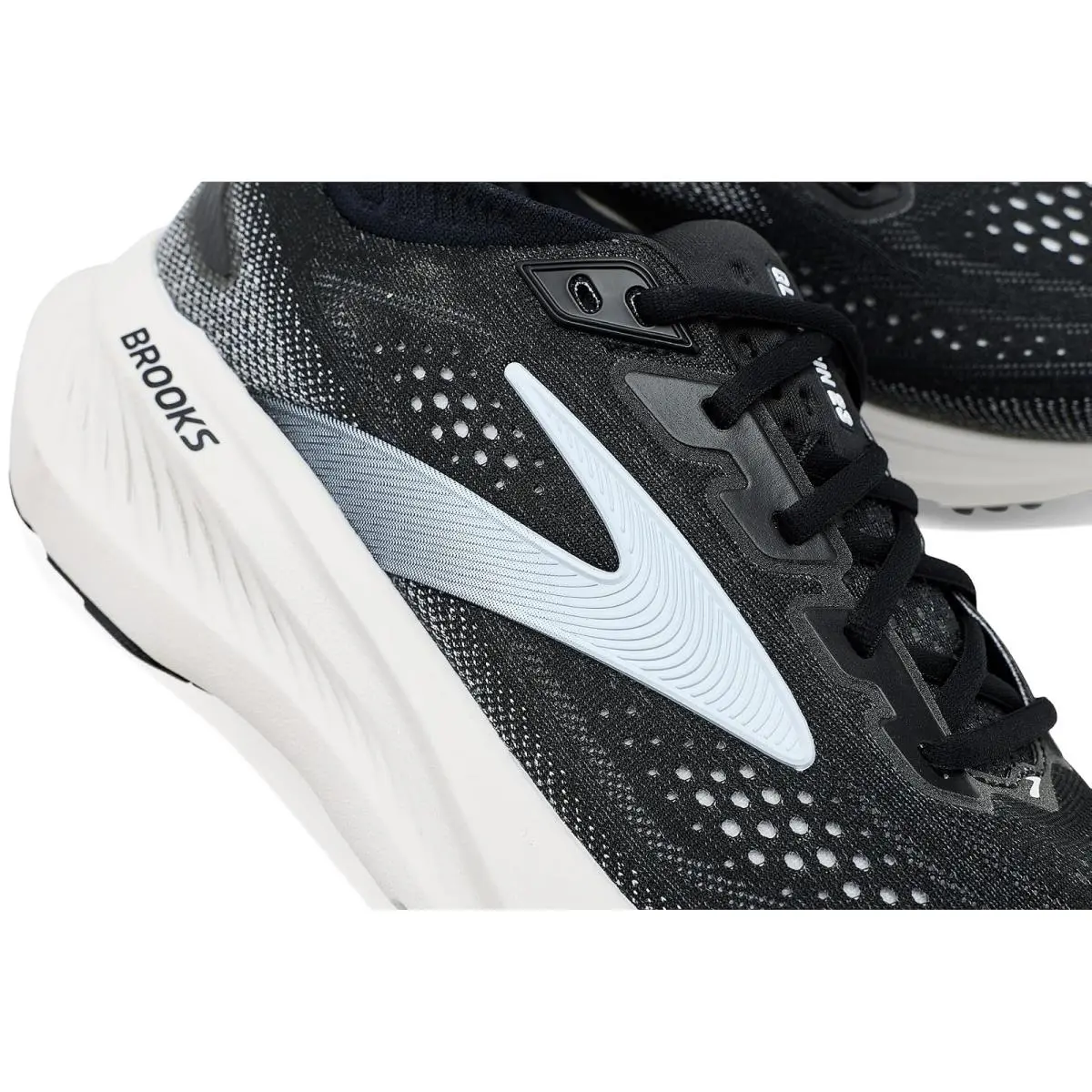 Brooks shoes - Black/Black/Ebony 32