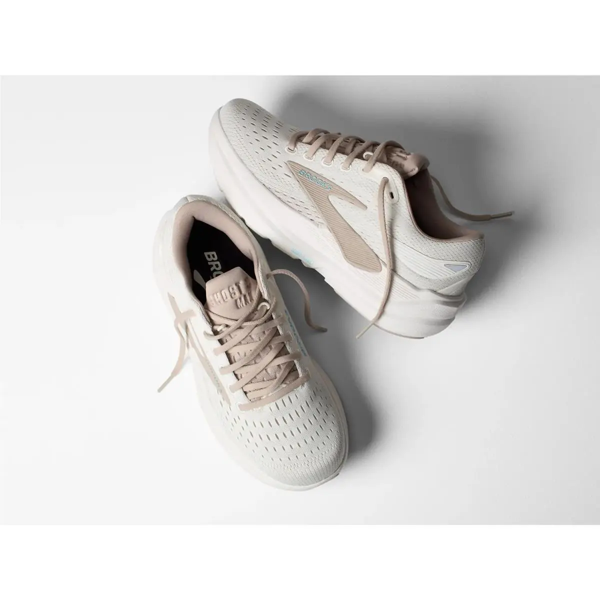 Brooks shoes - Light Pink 19