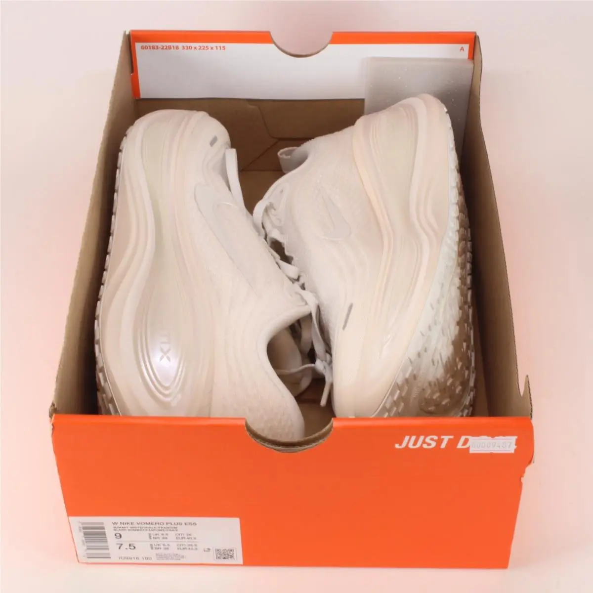 Nike shoes - Nike Vomero Plus - Vomero Plus - IO9916-100 - Ivory 7