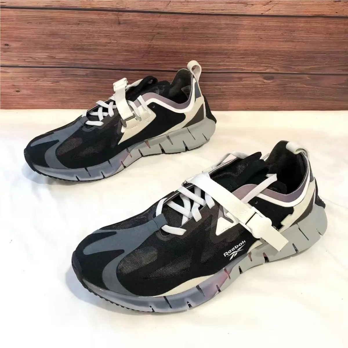 Reebok shoes - Reebok Zig Kinetica - Zig Kinetica - Black 6