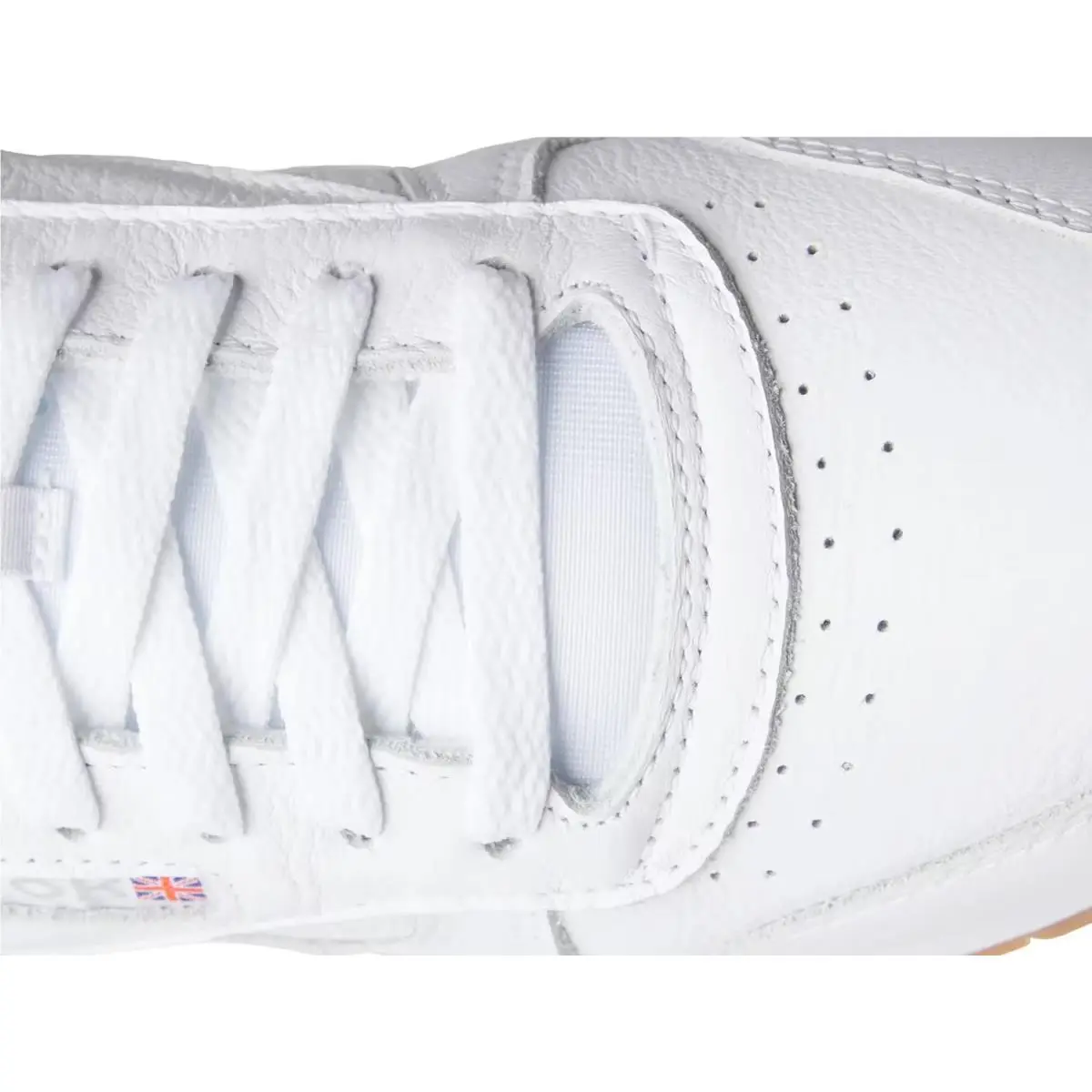 Reebok shoes - White 15