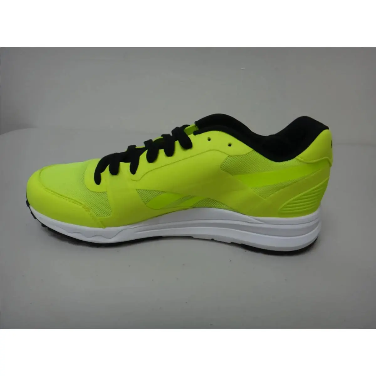 Reebok shoes - UL 6000 - M45809 - Solar Yellow/Black/White 1