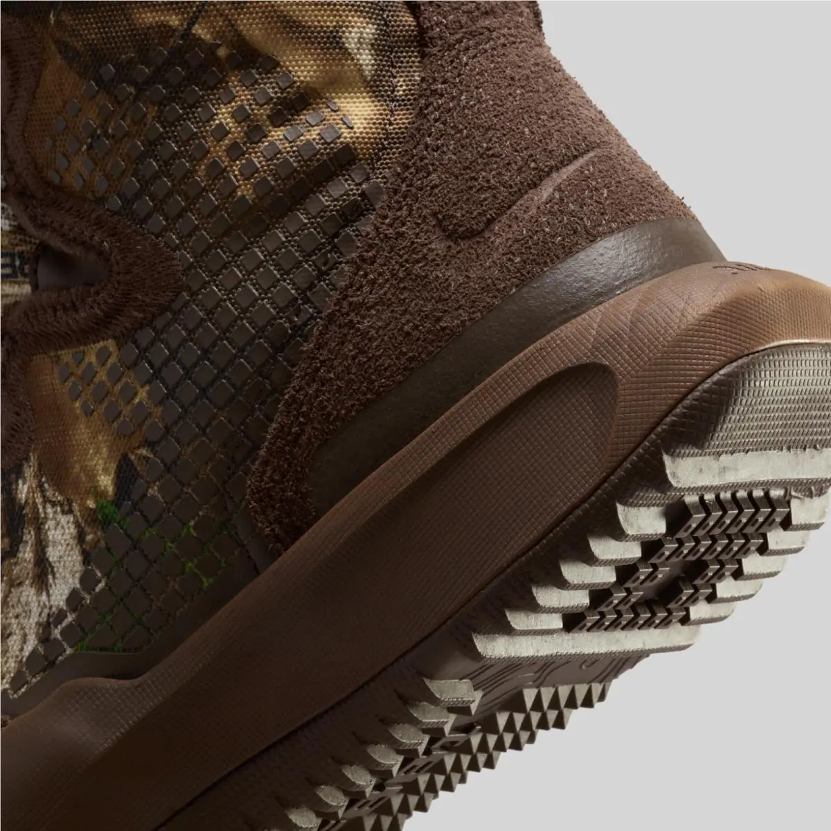 Nike shoes - Nike SFB 6