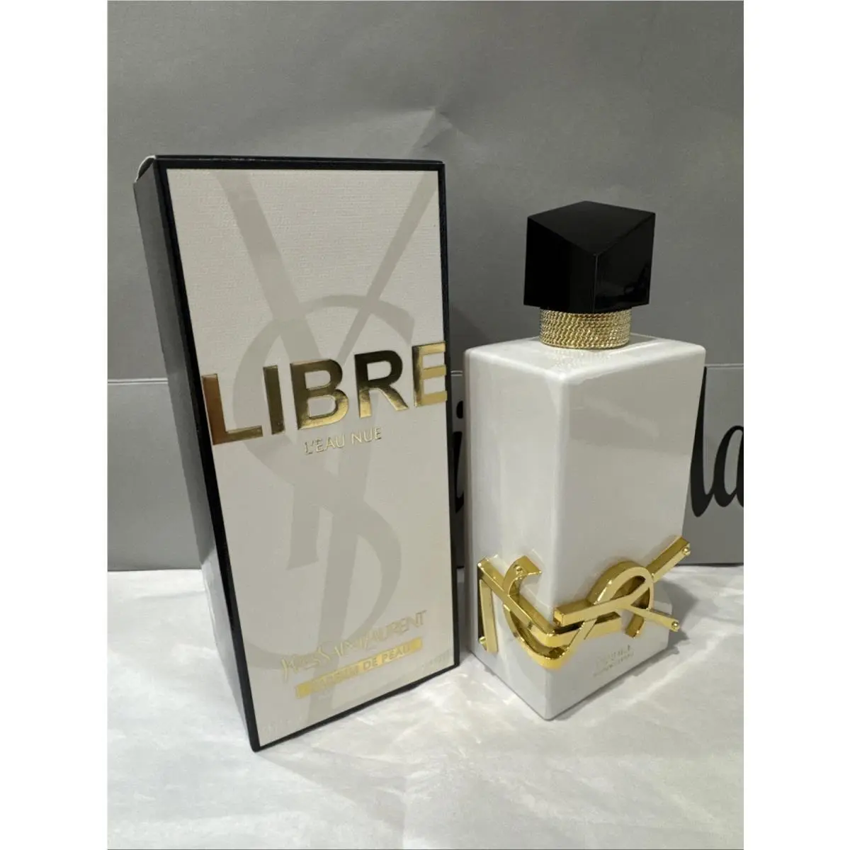 Yves Saint Laurent Libre L’eau Nue Parfum de Peau 3.0oz/90ml Full