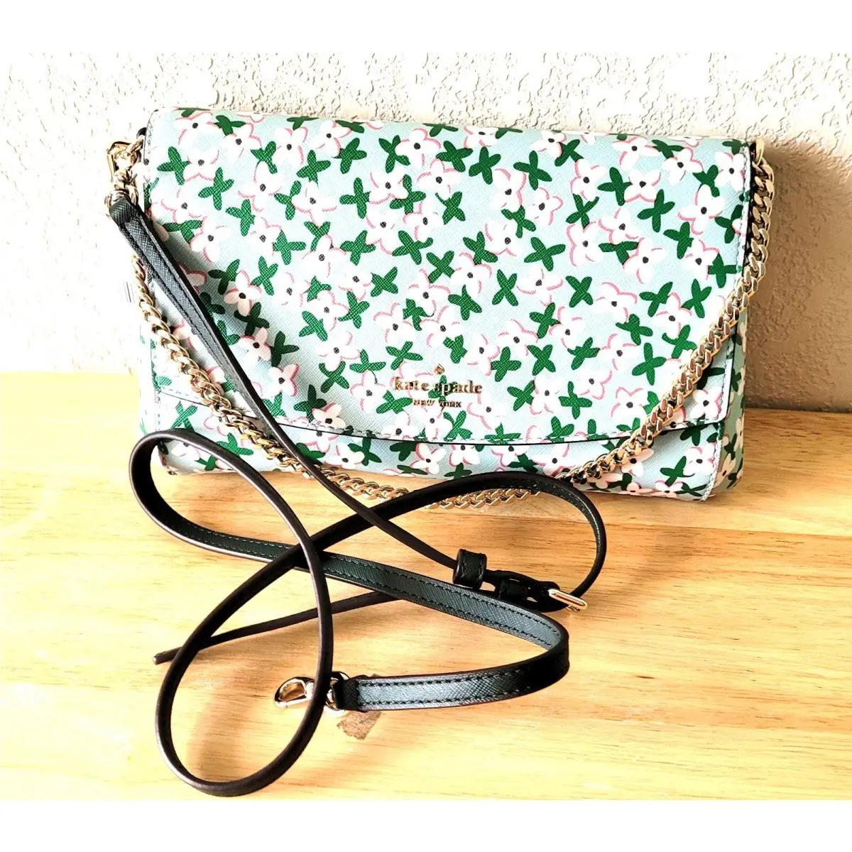 New W/t  New York Laurel Way Greer Crossbody in Aphrodite Floral Pop by Kate Spade