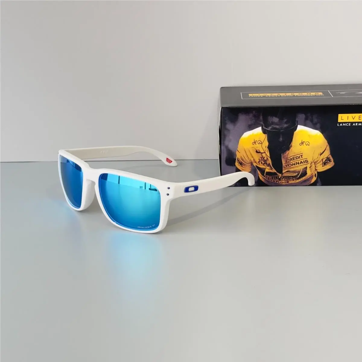 Holbrook Xxl OO9487 Sunglasses White Frame Blue Lenses Unisex by Oakley