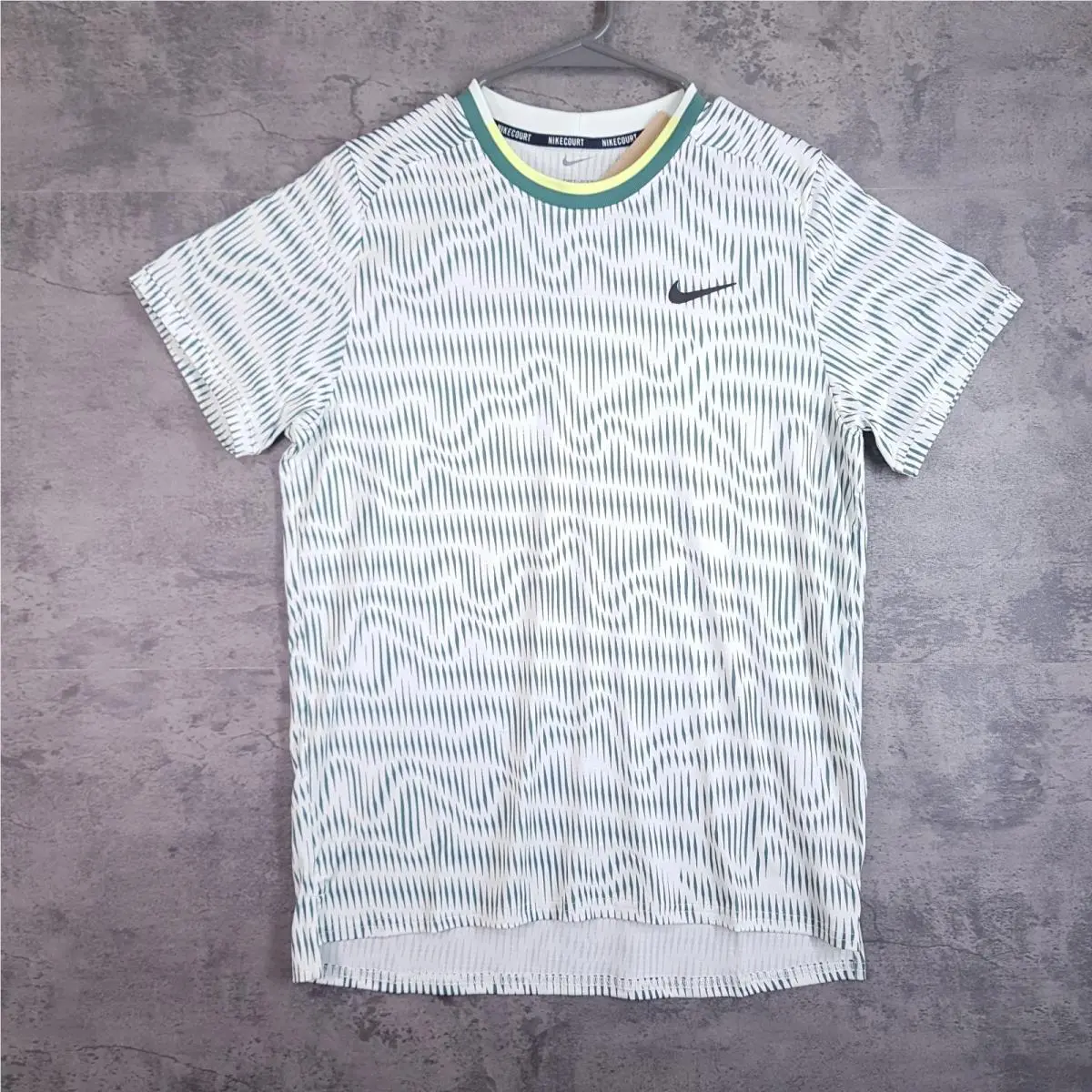 Court Advantage Dri-fit Tennis Shirt Mens Medium White Green FD5322-394 by Nike