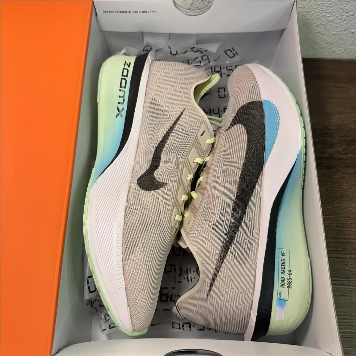 Nike shoes - Nike ZoomX Vaporfly Next% 4 - IH6277-602 - Red (UPC: 198485860698) 1
