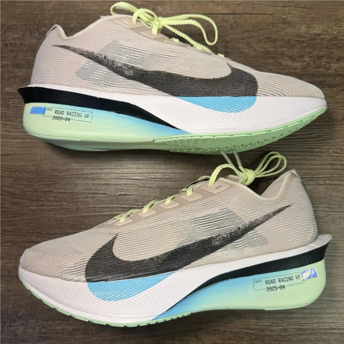 Nike shoes - Nike ZoomX Vaporfly Next% 4 - IH6277-602 - Red (UPC: 198485860698) 3