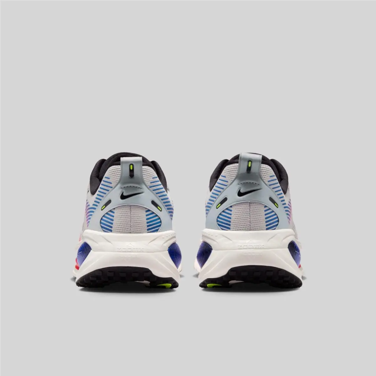 Nike shoes - Nike Vomero 18 - Vomero - IR2983-094 - White 3
