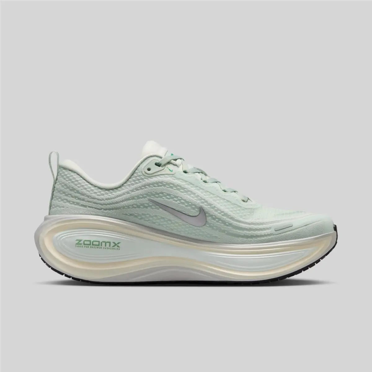 Nike shoes - Nike Vomero Plus - Vomero Plus - HV8154-004 - Green 1