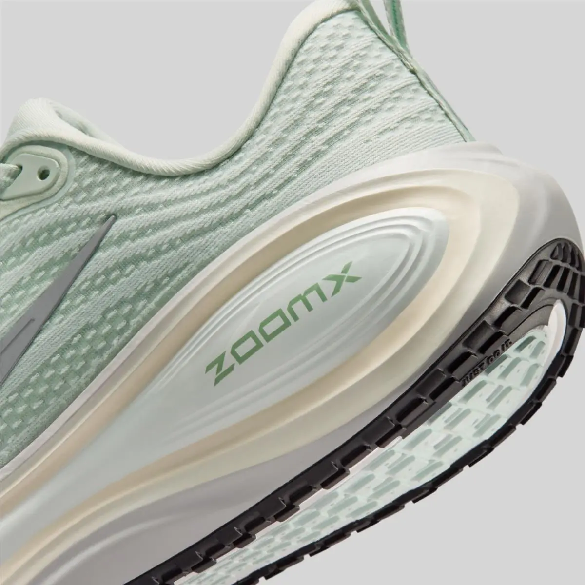 Nike shoes - Nike Vomero Plus - Vomero Plus - HV8154-004 - Green 6